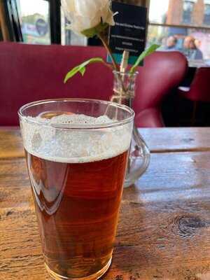 The Hens And Chicken Theatre Bar