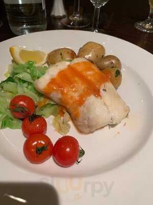 Bleeding Heart Wine Bar