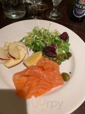 Bleeding Heart Wine Bar