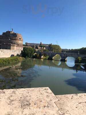 B J's Pie And Mash Shop