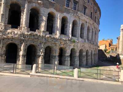 B J's Pie And Mash Shop