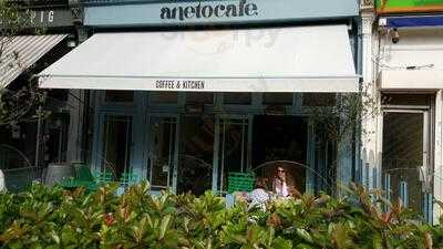 Aneto Cafe