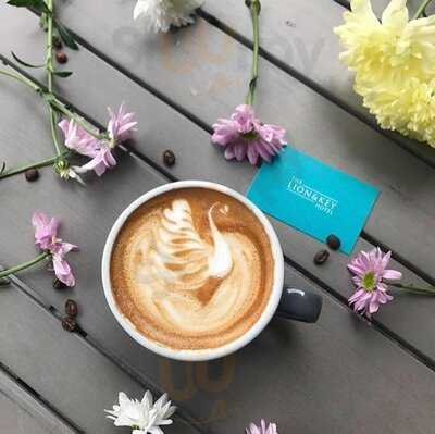 Lion & Key Cafe Bar Grill