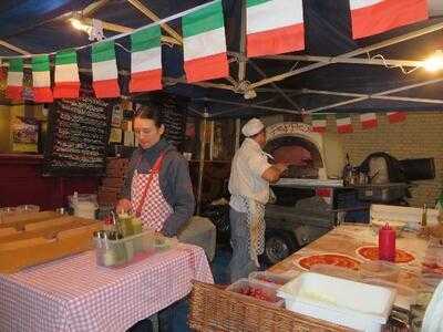 Ye Olde Rose & Crown Theatre Pub