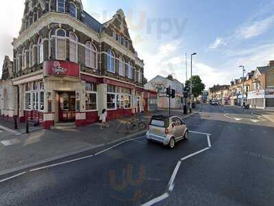 Ye Olde Rose & Crown Theatre Pub