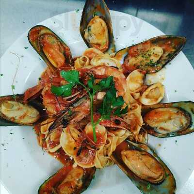 Sopranos Restaurant And Pizzeria