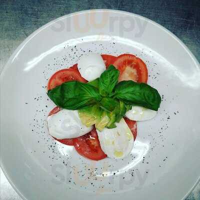 Sopranos Restaurant And Pizzeria