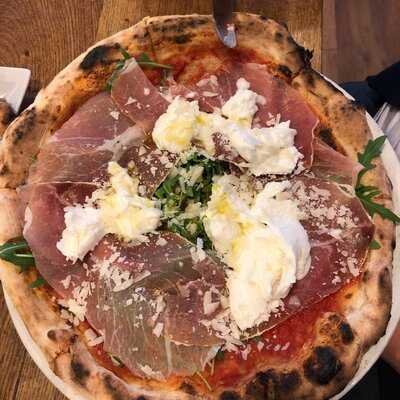 Putt In The Park - Battersea Park Cafe