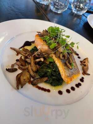 Mr. White's English Chophouse