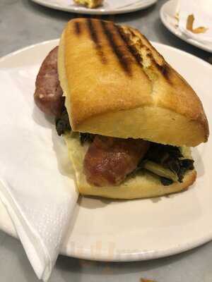 La Piccola Deli Kensington