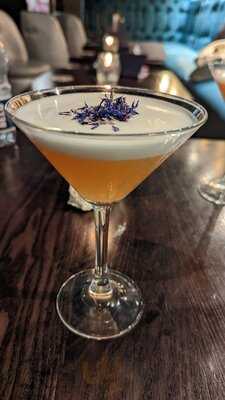 Dirty Martini St Paul's