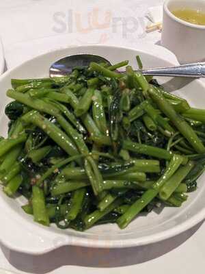 Round Square Restaurant