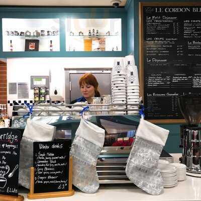 Cafe Le Cordon Bleu London