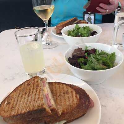 Cafe Le Cordon Bleu London