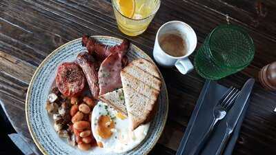 Natural Kitchen - St Katharine Docks