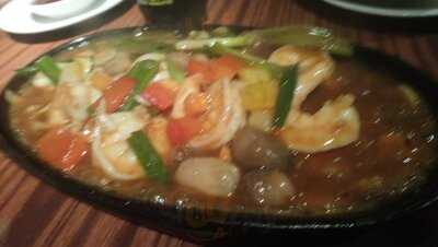 Man Chui Iii Chinese Restaurant