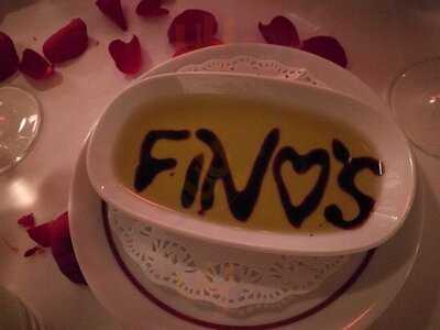 Fino's Bar & Restaurant