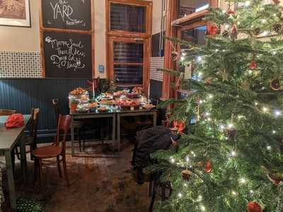 The Yard Cafe, Palmers Green Station