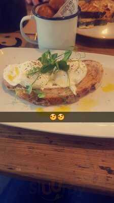 Brickwood Coffee & Bread