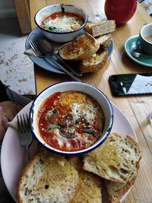 The Pigeon Hole Cafe