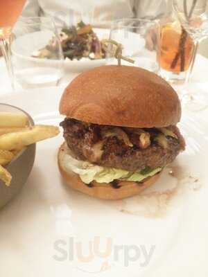 Tavern Steak & Oyster