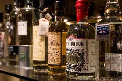 Tavern Steak & Oyster