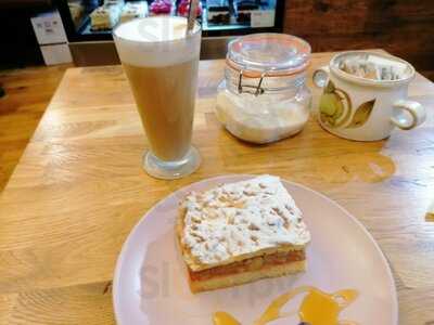 Louis Hungarian Patisserie - Hampstead