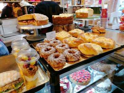 Louis Hungarian Patisserie - Hampstead