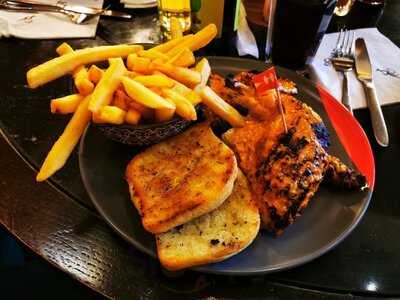Nando's Victoria - Cardinal Place