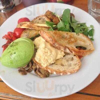 Long White Cloud Cafe