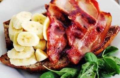 Long White Cloud Cafe