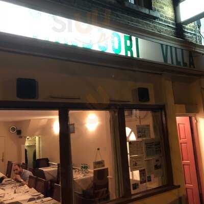 Tandoori Villa