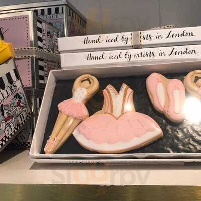 Biscuiteers Boutique And Icing Cafe