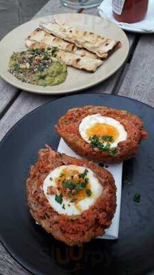 The Fence, Farringdon