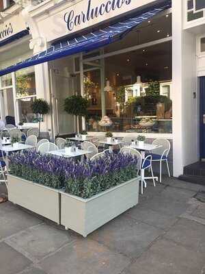 Carluccio's