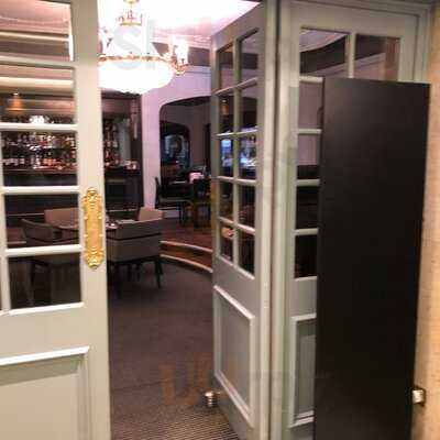 Nightingales Restaurant