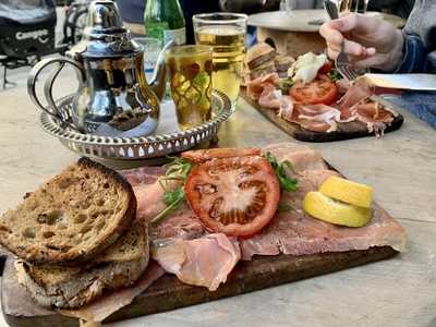 Khallouk & Taylor Deli