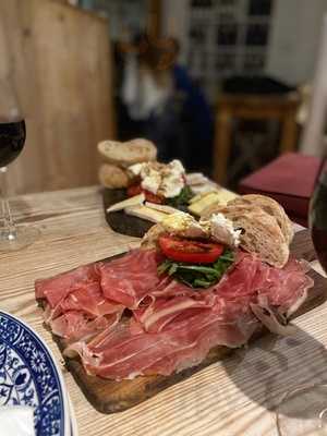 Khallouk & Taylor Deli