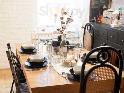 Silvia Of The Aesthetic Plate