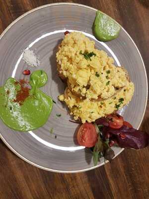 Natural Coffee Lounge