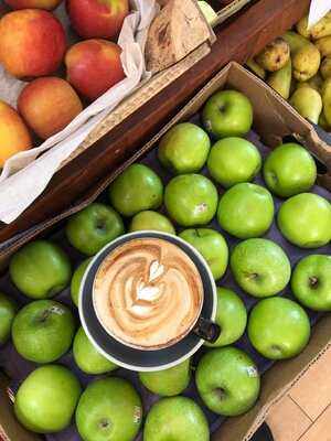 Natural Coffee Lounge