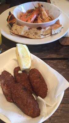 E13 Grill & Restaurant