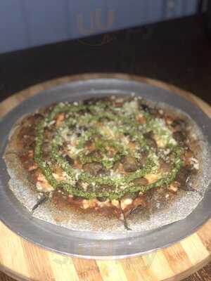 The Queens Head - Photo 7