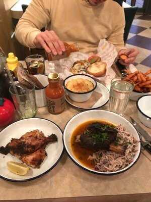 Chicken Shop / Dirty Burger