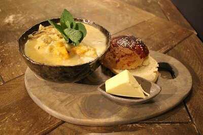 Lws Bakery & Restaurant