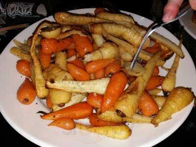 113 Restaurant And Bar