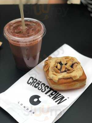 Crosstown Victoria - Doughnut & Coffee Bar