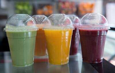 Cakes And Gateau Cafe La Maison