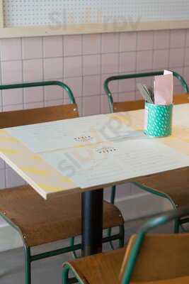 Four Hundred Rabbits