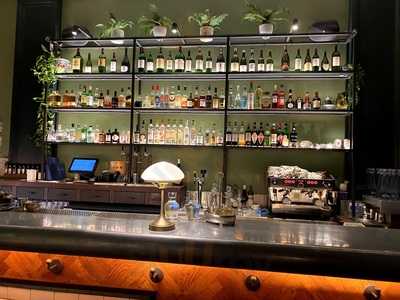 Gezellig Restaurant & Bar